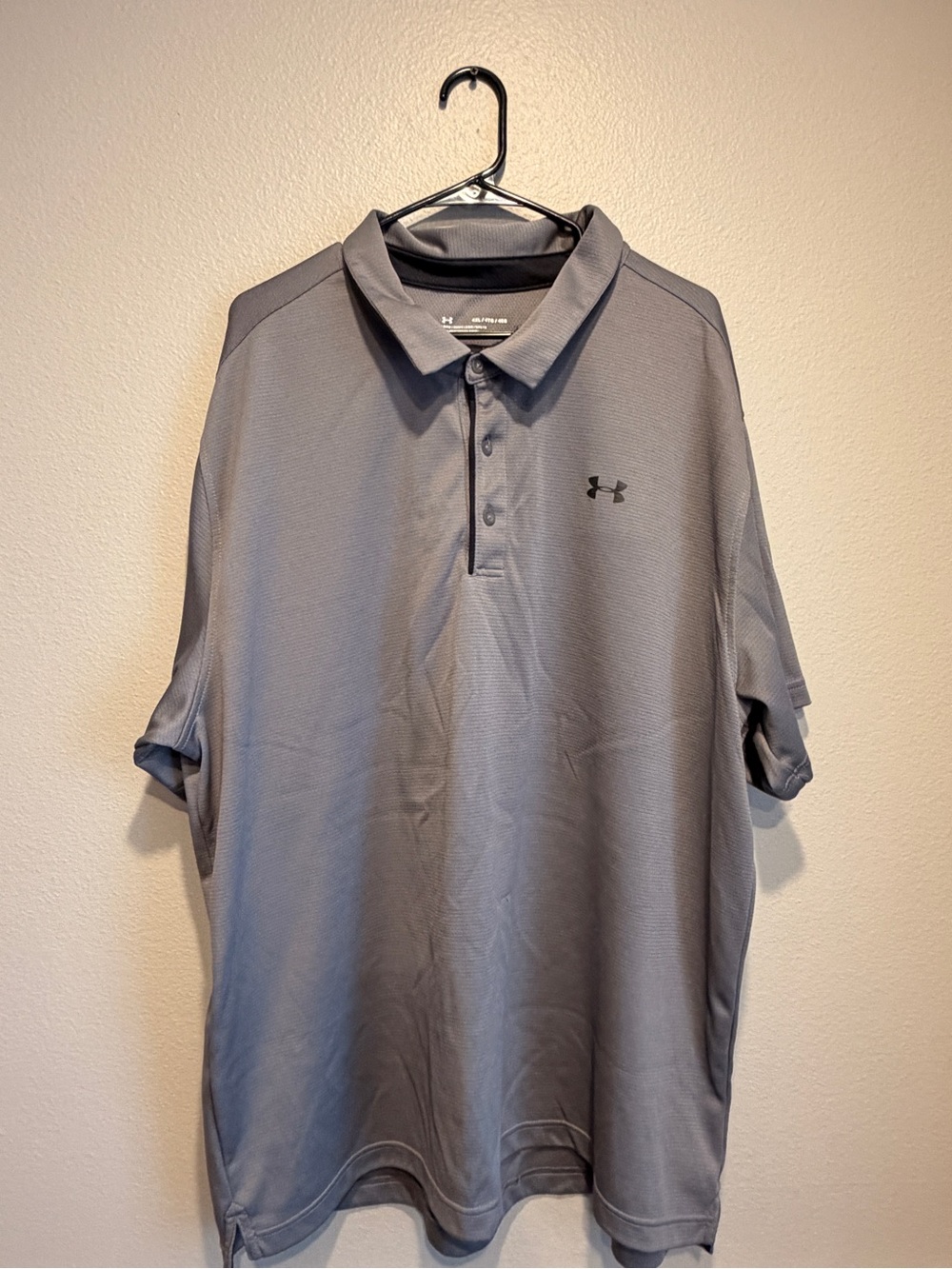 Under Armour HeatGear Polo Gray 4XL Performance Shirt (Small Snag- see photos)